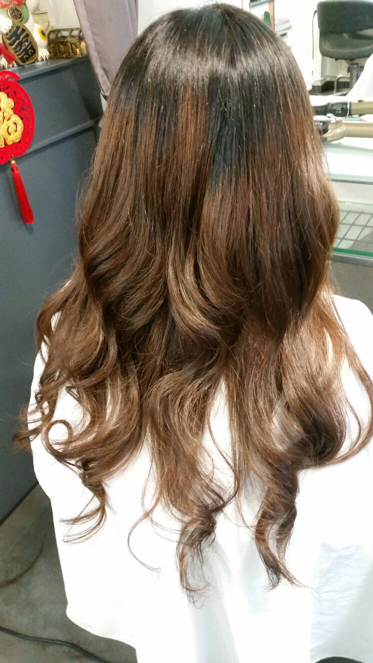 作品參考 / 最新消息:全店定時消毒, 空間寬闊, 安心享受髮型服務❣